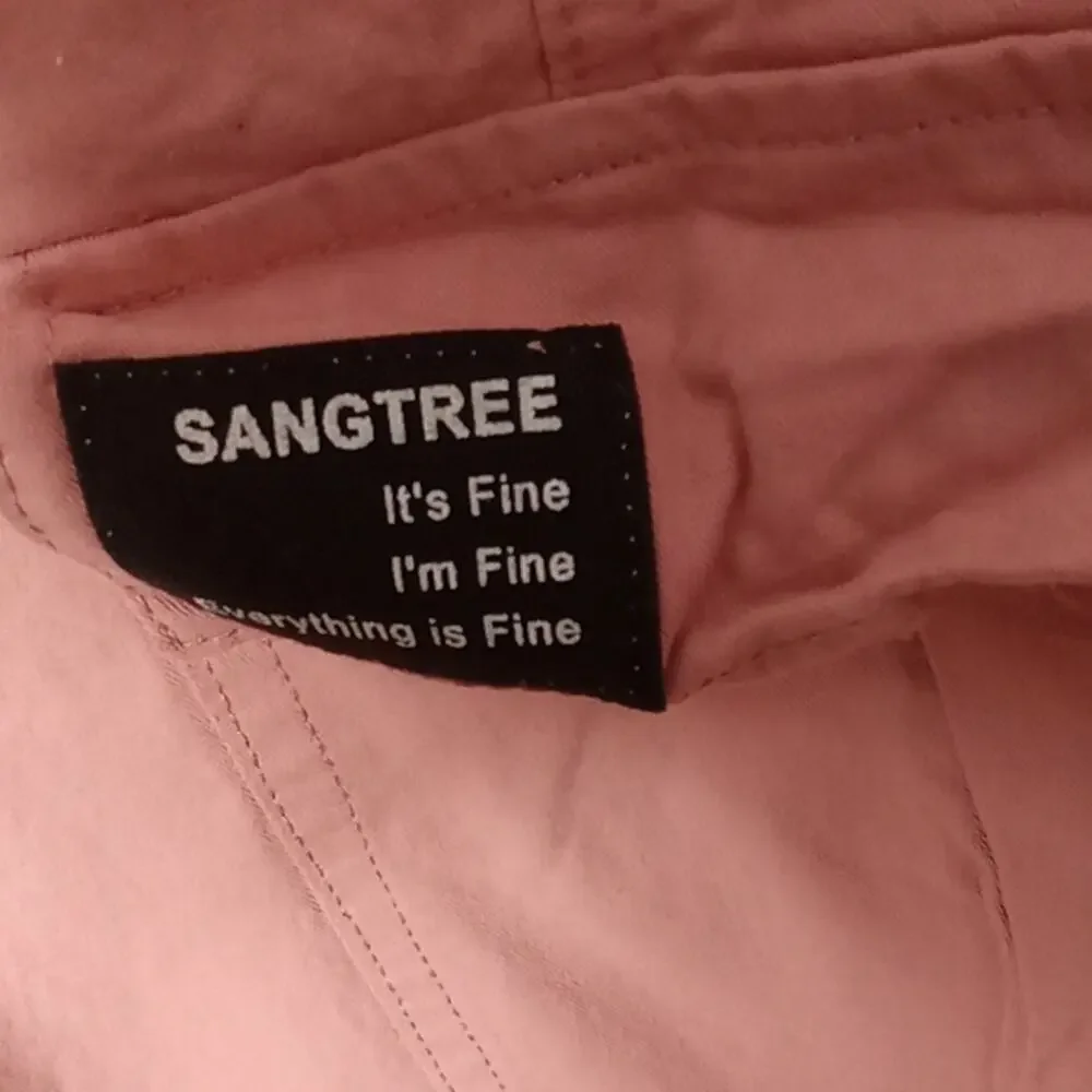Sangtree Women's Medium pink cargo pants. Atleisure,Casual, Streetwear.
